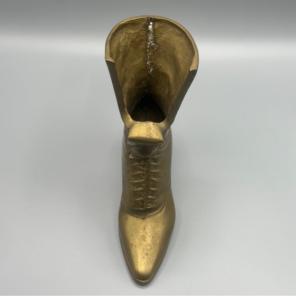 Large Brass Ladies Victorian Lace Up Heel Boot Shoe Heavy Planter Vase - Picture 6 of 15